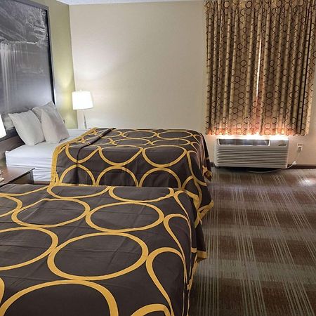 Super 8 By Wyndham Lincoln Hotel Ngoại thất bức ảnh